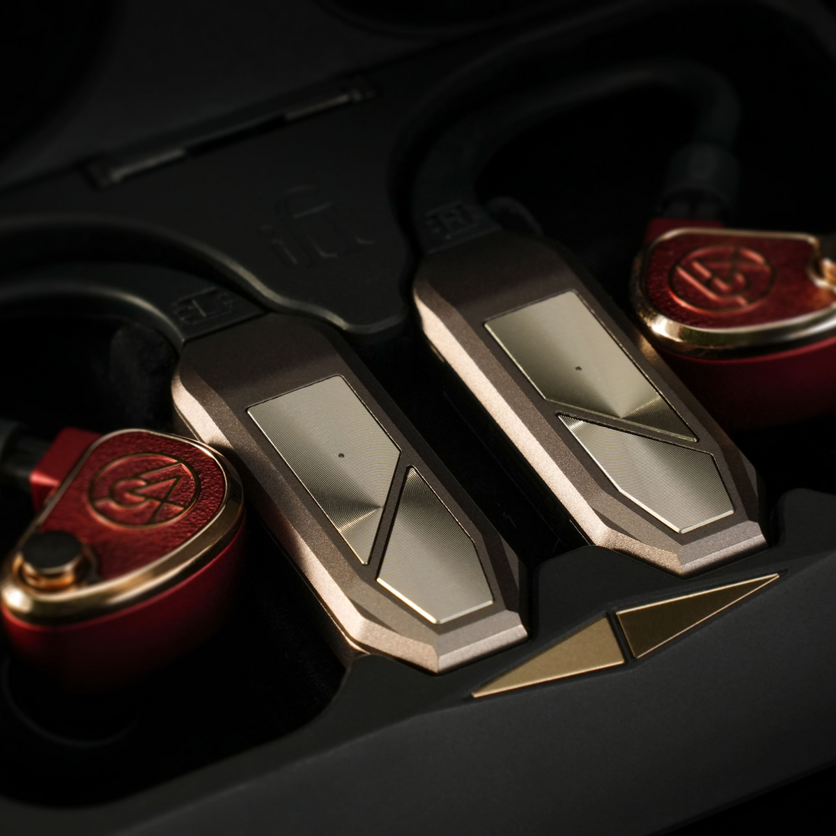 GO pod Max - Lossless Bluetooth IEM Adapter & DAC/Amp – iFi audio
